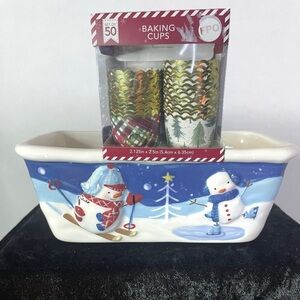 St. Nicholas Square Christmas Baking Dish Snowmen & 26 Decorative Baking Cups